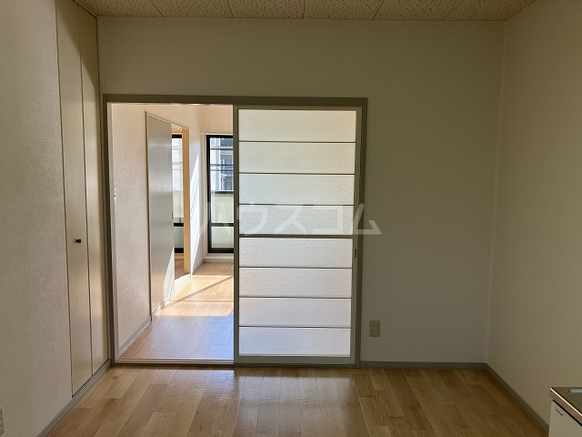 2/11 リビング/ダイニング