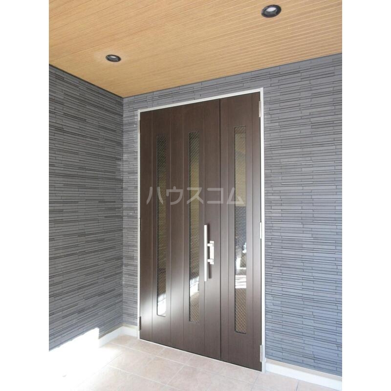 19/29 エントランス