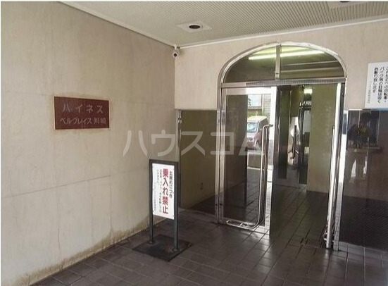 14/19 エントランス