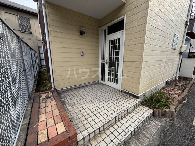 21/29 エントランス