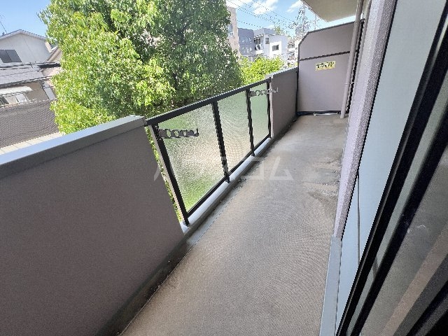 25/30 バルコニー