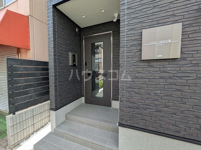 29/30 エントランス