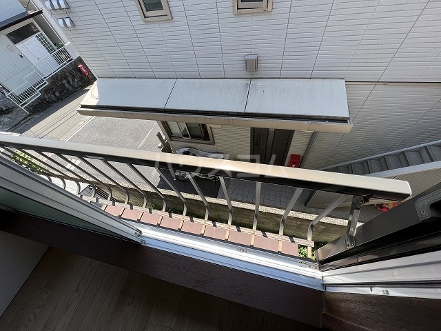 17/30 バルコニー