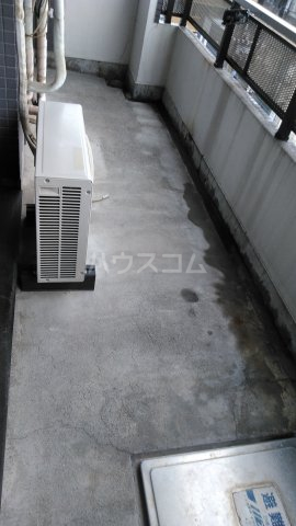 20/30 バルコニー