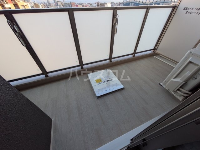 20/30 バルコニー