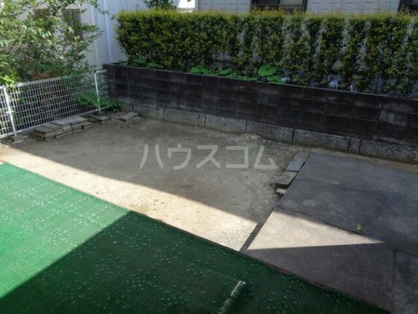 13/19 バルコニー