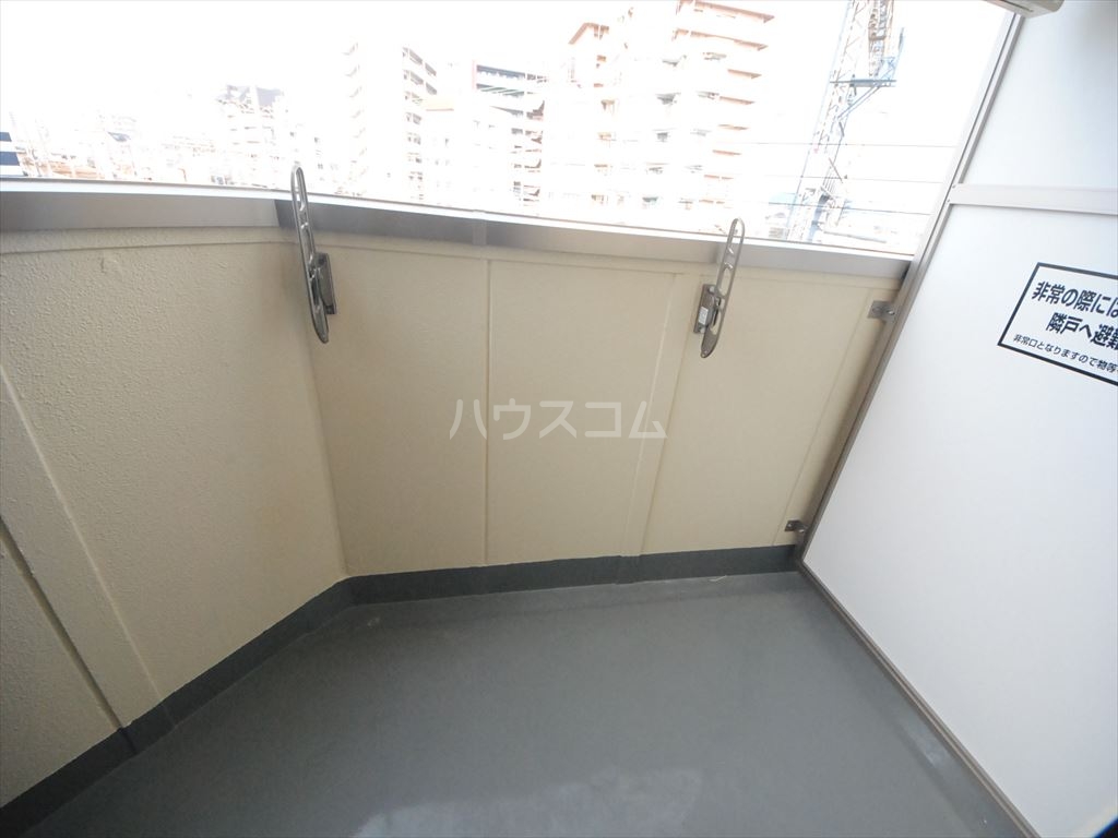 20/30 バルコニー