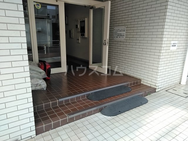 2/11 エントランス