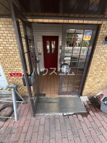 2/6 エントランス