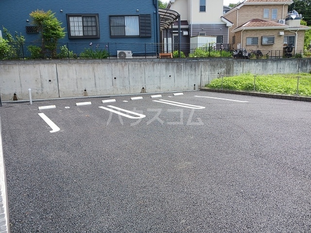 14/19 駐車場