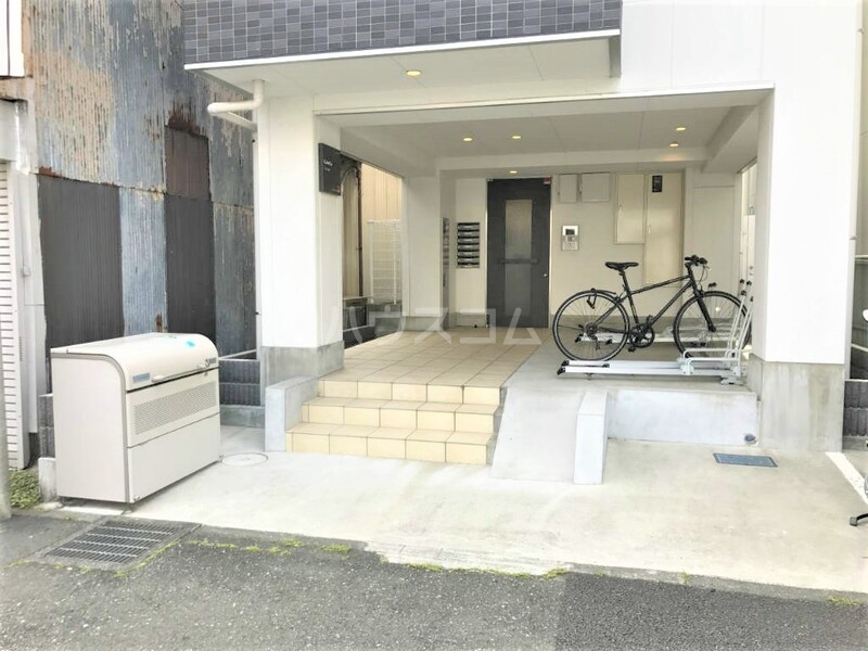 2/8 エントランス