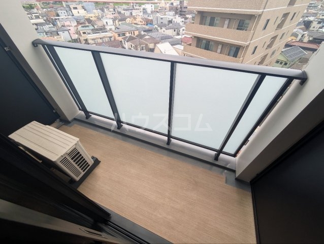 21/30 バルコニー