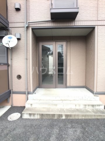 21/30 エントランス