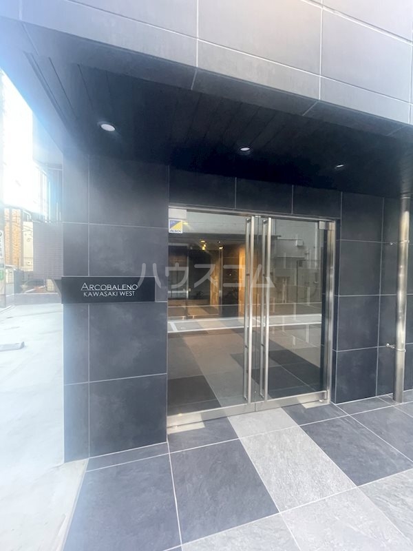 17/18 エントランス