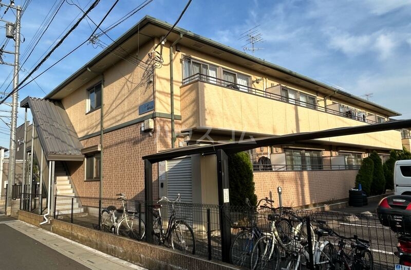 16/22 エントランス