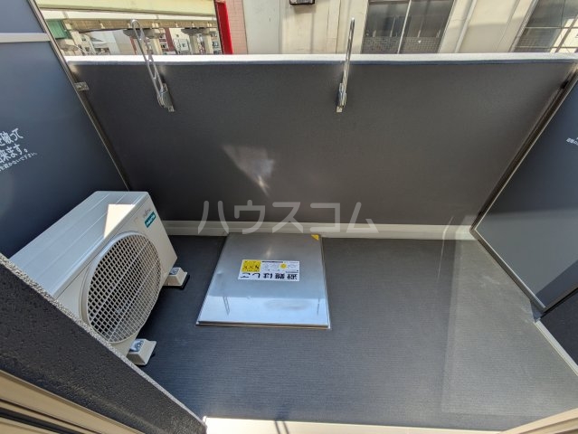 16/28 バルコニー