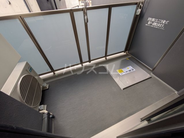 18/30 バルコニー