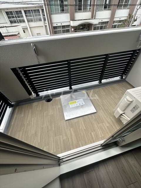 20/30 バルコニー