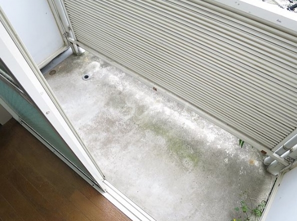 19/30 バルコニー