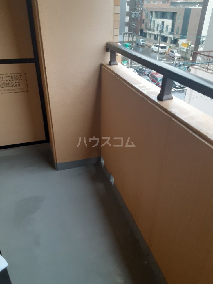 15/28 バルコニー