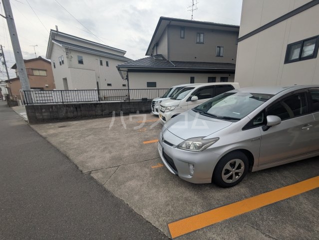 3/10 駐車場