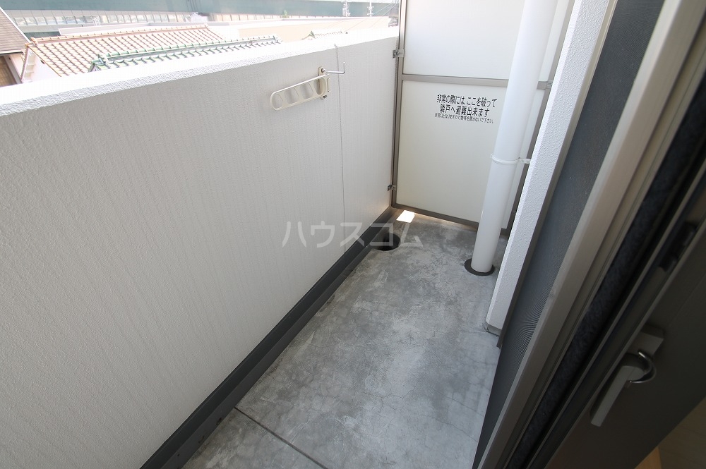 21/30 バルコニー