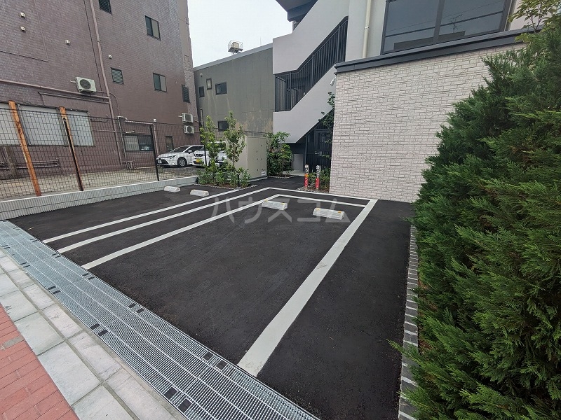 24/30 駐車場