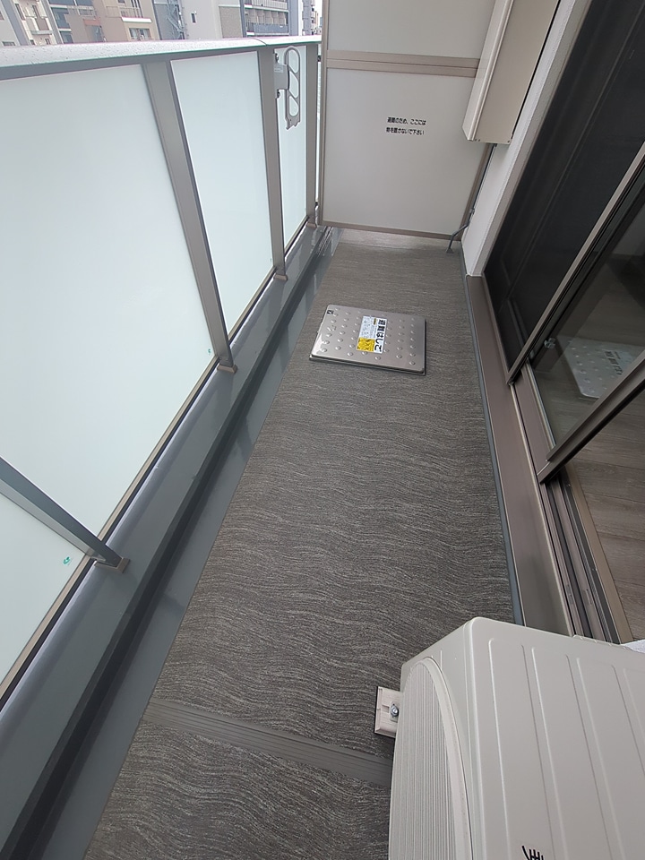 13/30 バルコニー