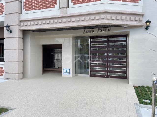 25/30 エントランス