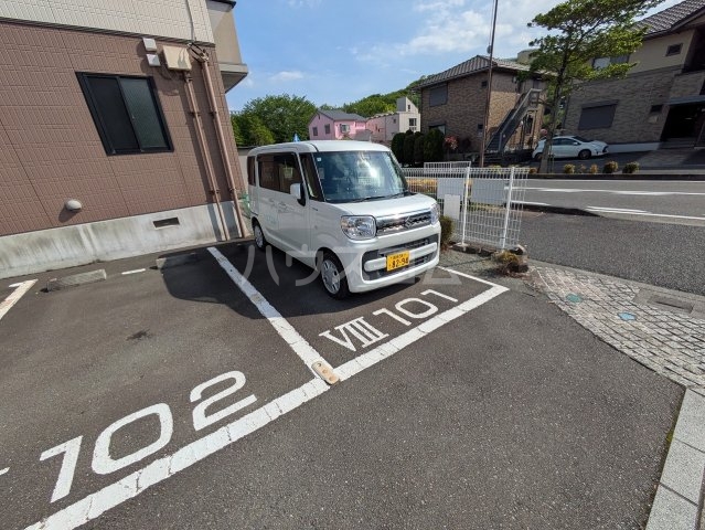 22/30 駐車場