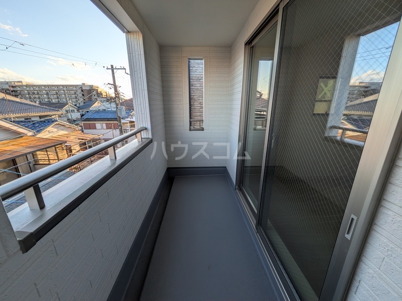 19/28 バルコニー