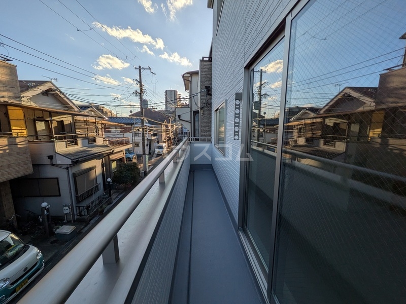 20/28 バルコニー