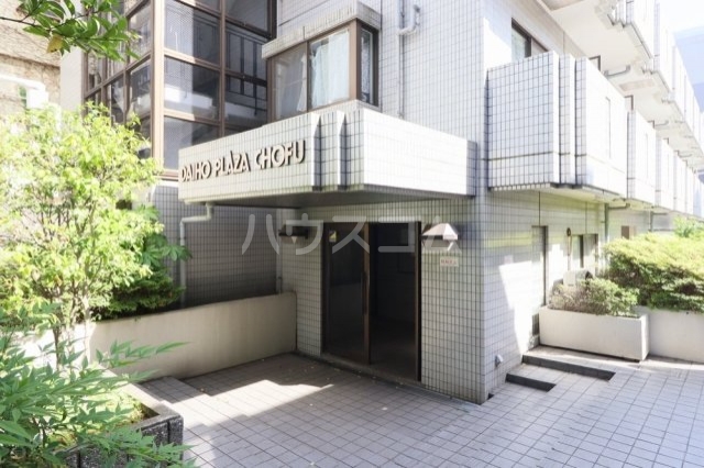 25/30 エントランス