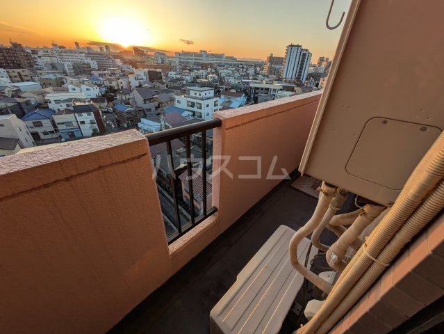 25/30 バルコニー