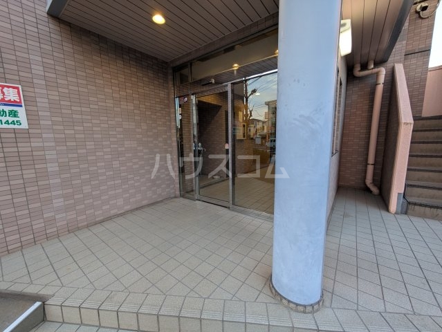 29/30 エントランス