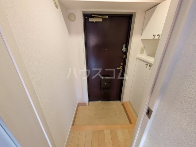 13/30 玄関