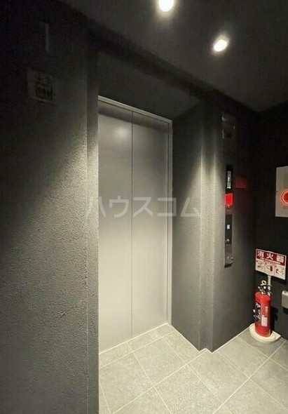 15/25 エントランス