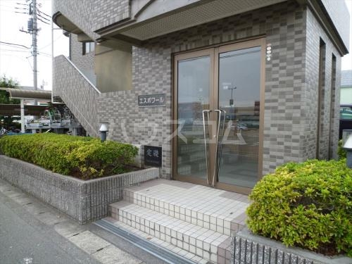 13/16 エントランス