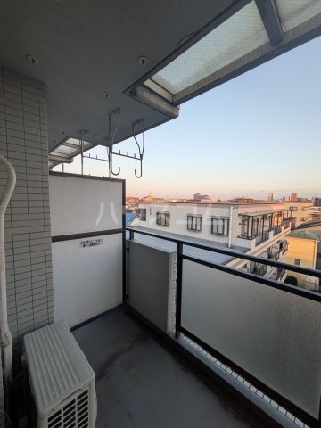 25/30 バルコニー