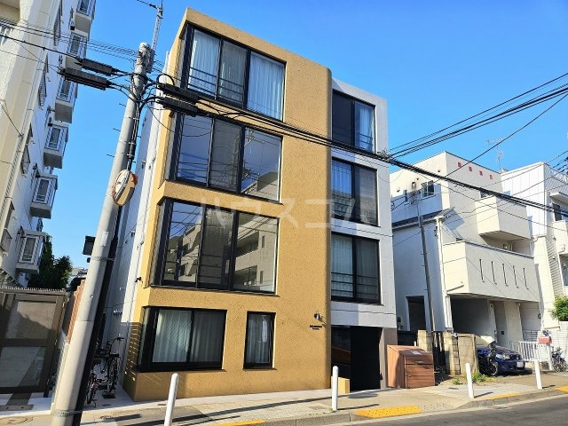 2/30 外観