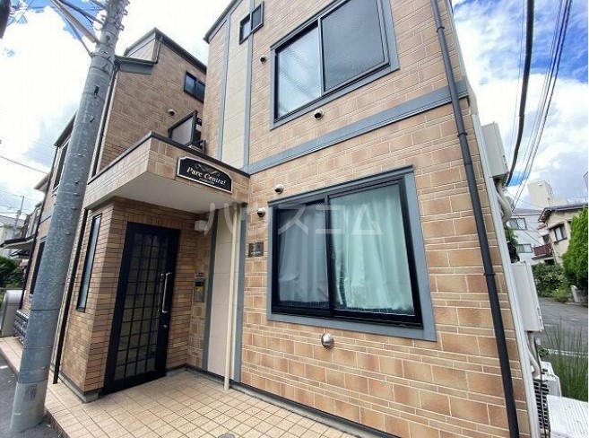 13/23 エントランス