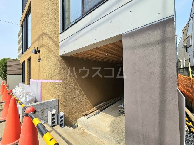 22/29 エントランス