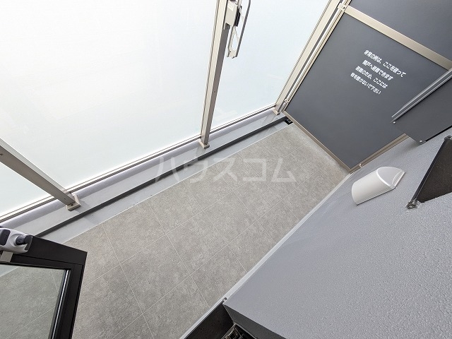 15/23 バルコニー