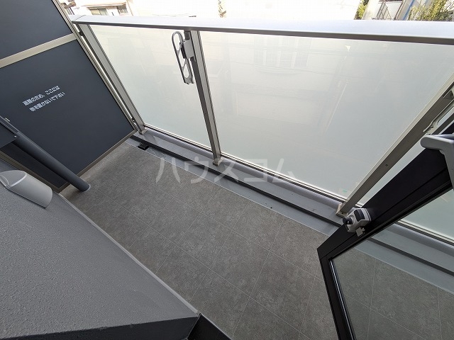 15/23 バルコニー