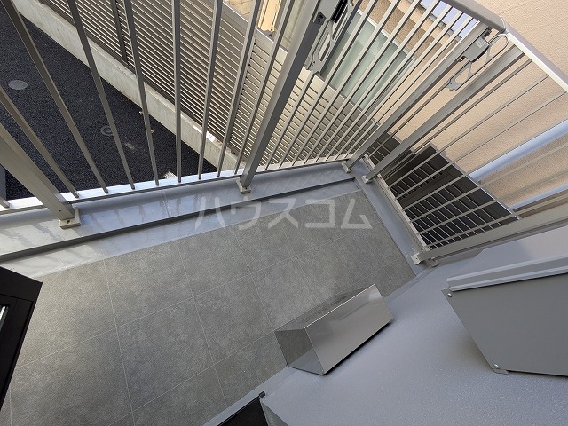 15/23 バルコニー