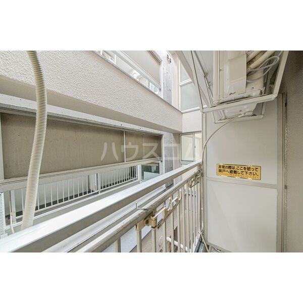 14/28 バルコニー