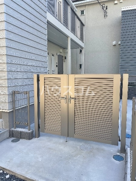 21/29 エントランス