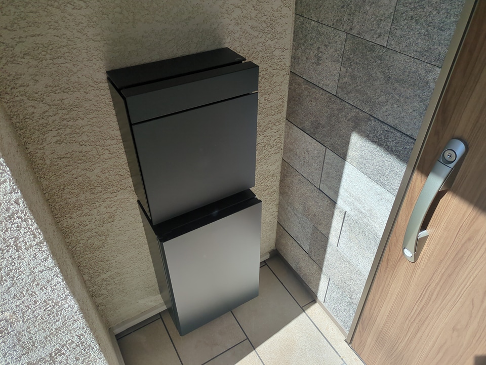 23/30 エントランス