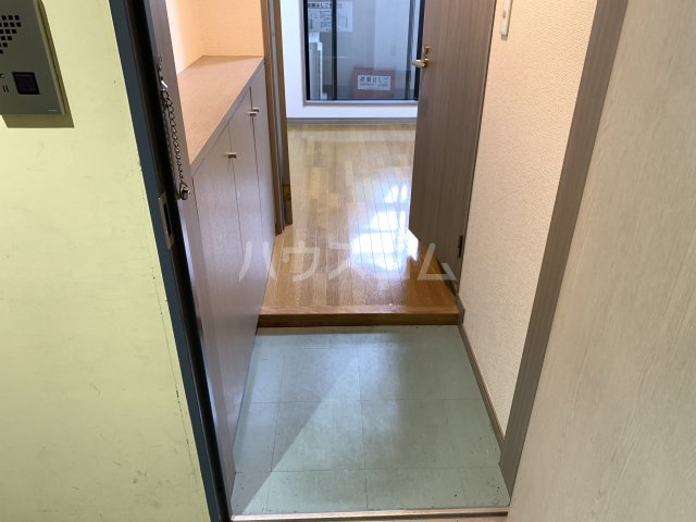 17/26 エントランス