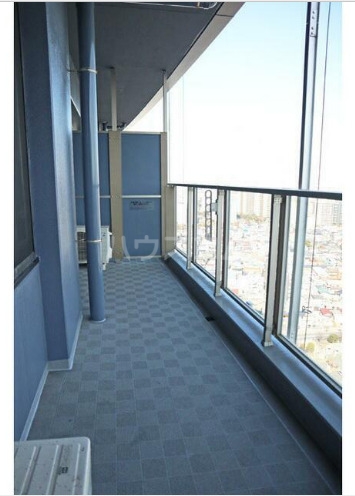 13/22 バルコニー